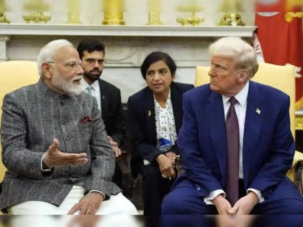 中国股票配资网 特朗普能把对俄油二级关税执行到位吗 制裁大锤下的全球反应